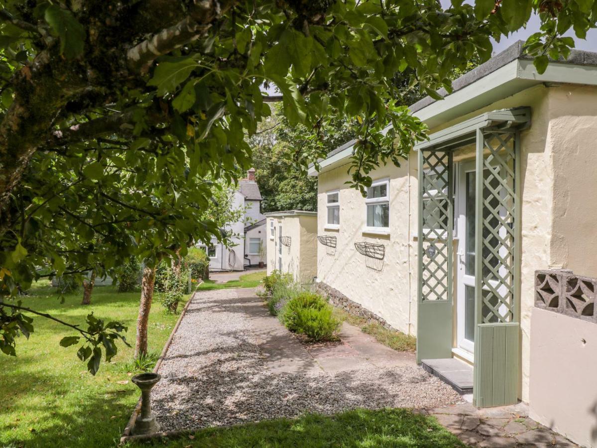 Holiday home The Roost *
